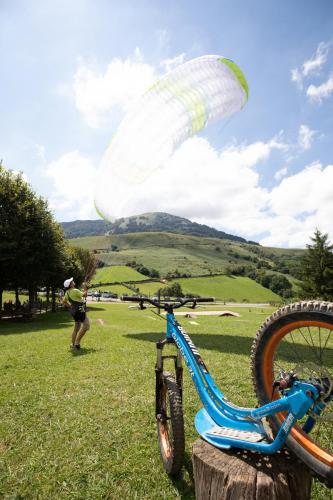BASE-DE-LOISIRS-DU-BAIGURA-PNR-MONTAGNE-BASQUE (1)